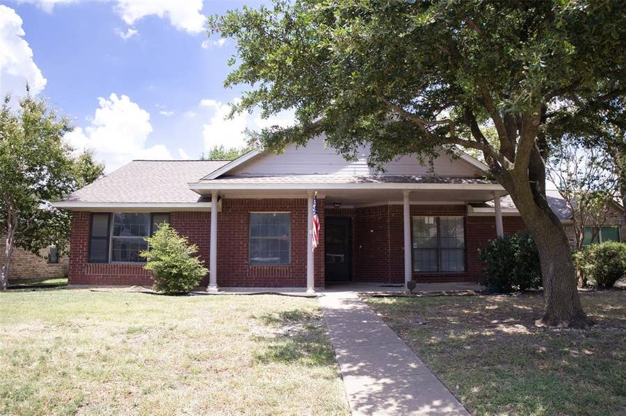 Property photo for 1545 Evergreen Dr., Allen, TX