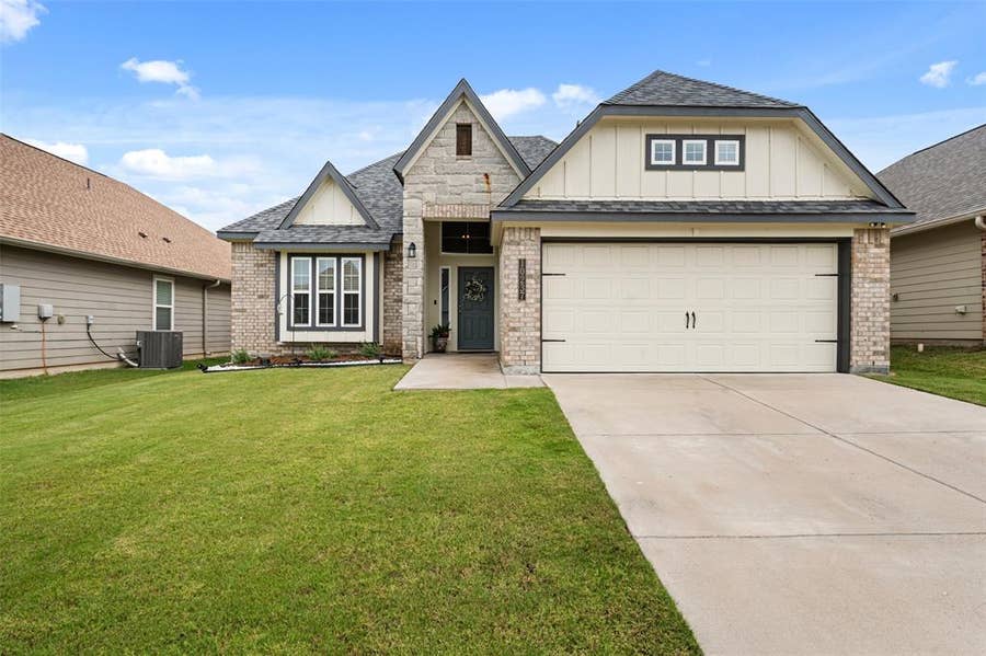 Property photo for 10237 Driskill Drive, Waco, TX