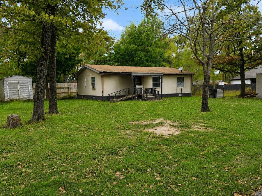 Property photo for 143 Chillacothe Trail, Mabank, TX