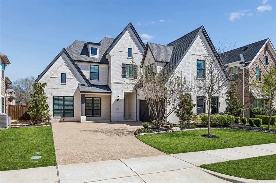 Property photo for 4913 Meadow Creek Drive, McKinney, TX
