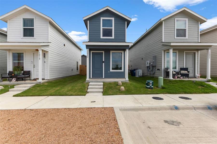 Property photo for 1008 Robin Hill Lane, Princeton, TX