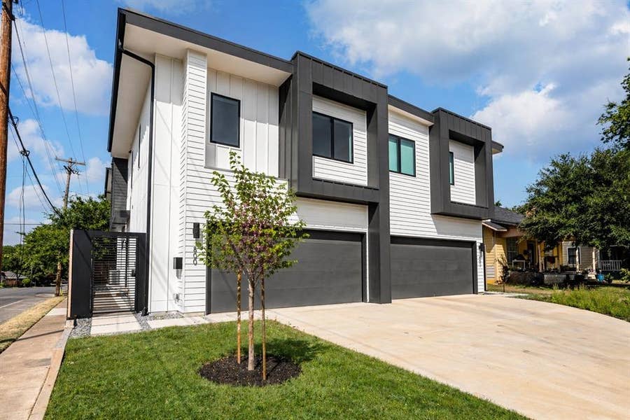 Property photo for 800 S Glasgow Drive, #800, Dallas, TX