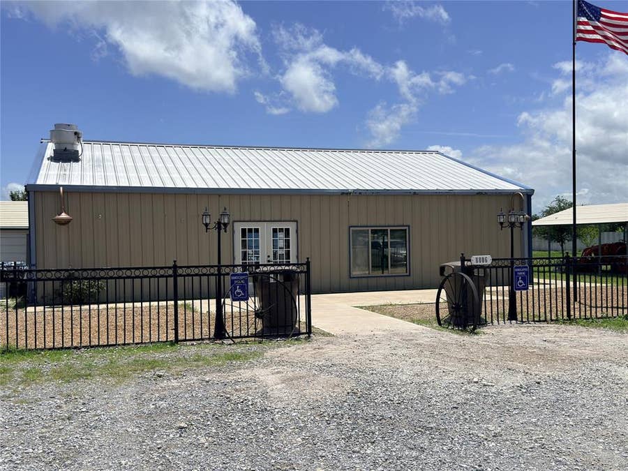 Property photo for 8806 Fm 751, Quinlan, TX
