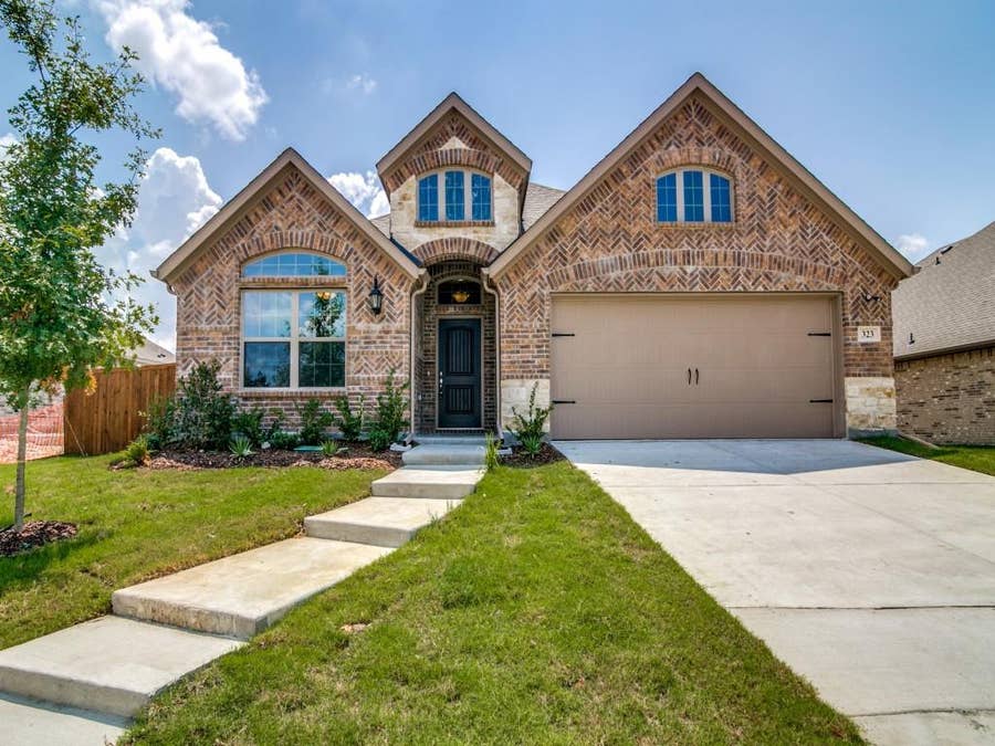 Property photo for 323 Sweetspire Drive, Royse City, TX