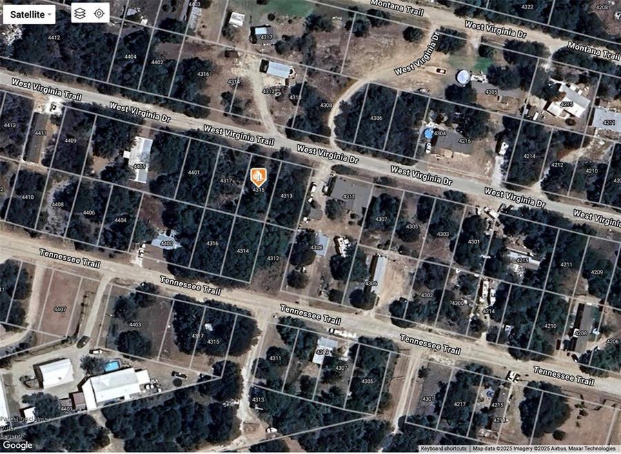 Property photo for 4315 W Virginia Drive, Granbury, TX