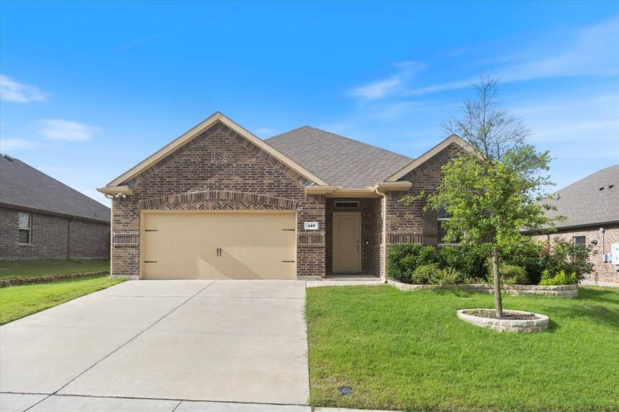 Property photo for 423 Highedge Drive, Fate, TX