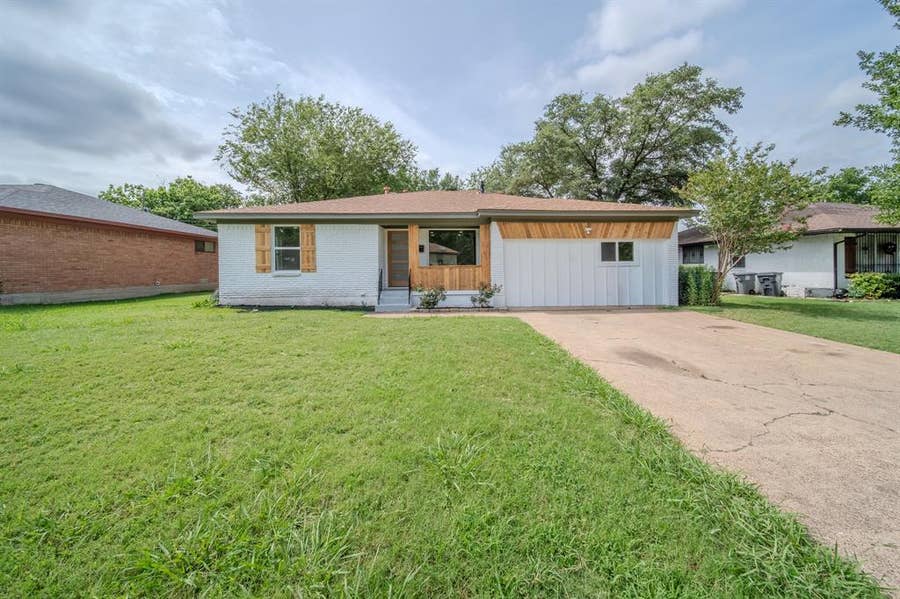 Property photo for 6734 Seco Boulevard, Dallas, TX