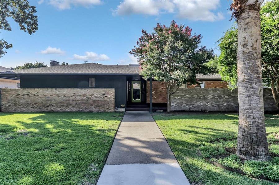Property photo for 7428 Walling Lane, Dallas, TX