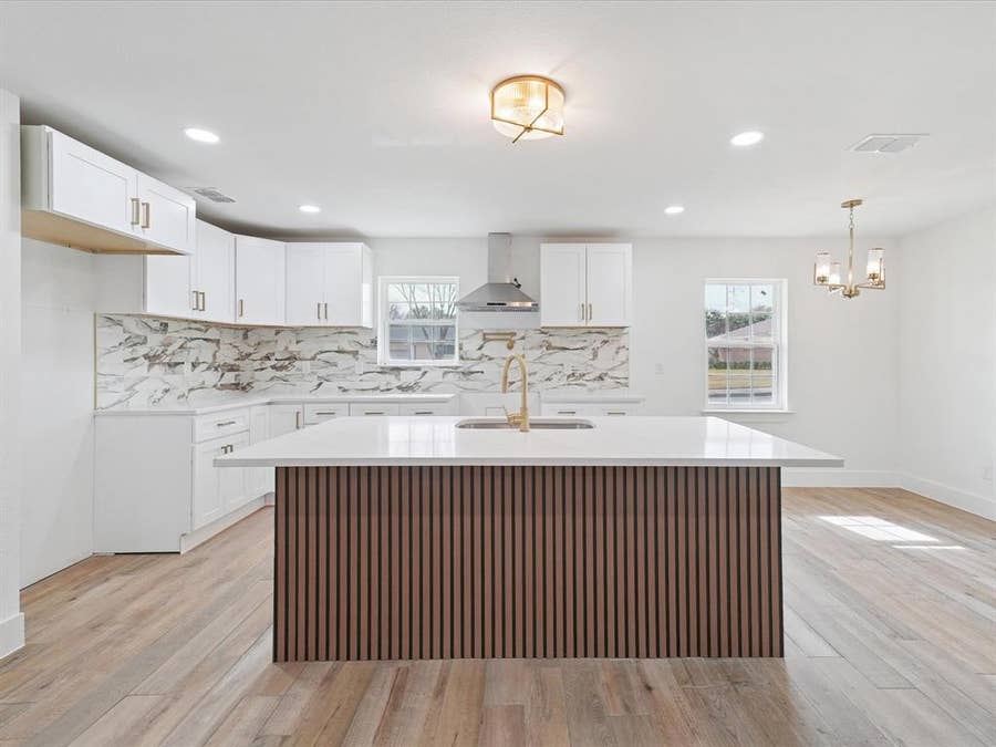 Property photo for 3027 Scenic Circle, Dallas, TX