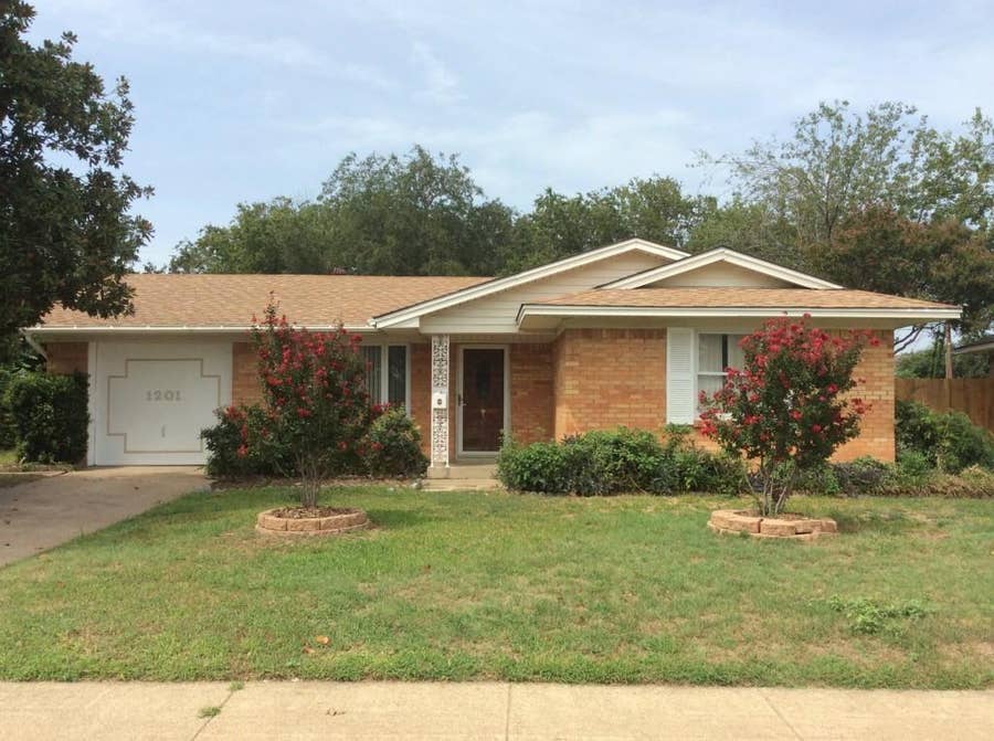 Property photo for 1201 Travis Street, Garland, TX