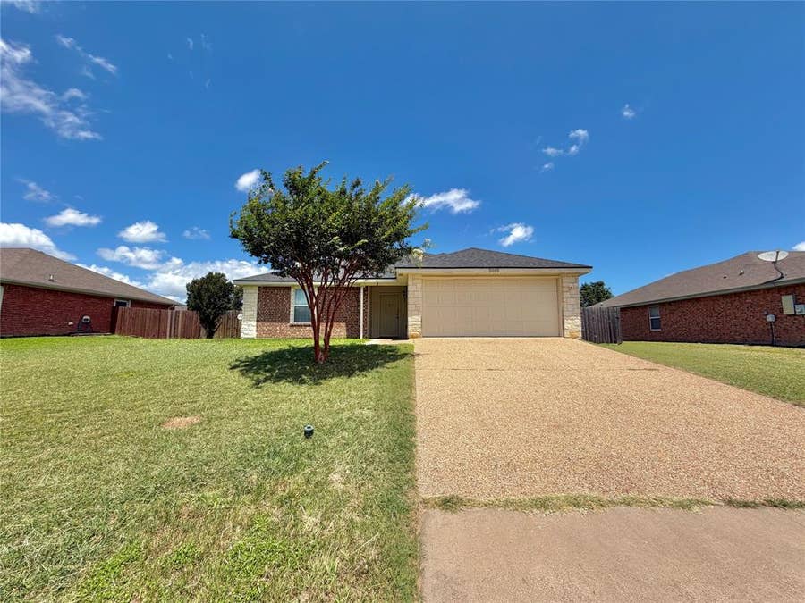 Property photo for 2005 Sabine Drive, Waco, TX