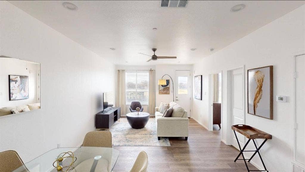 3235 Dallas Street, #1207, Dallas, TX 75210 3235 Dallas Street, #1207, Dallas, TX 75210