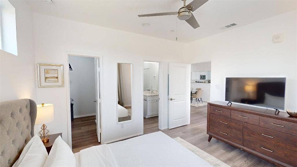 3235 Dallas Street, #1207, Dallas, TX 75210 3235 Dallas Street, #1207, Dallas, TX 75210