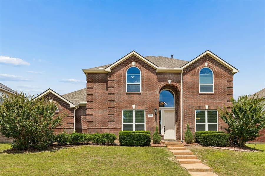 Property photo for 1926 Edgehill Drive, Allen, TX