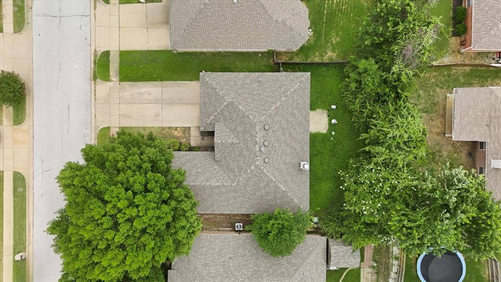 5002 Bayberry Drive, Arlington, TX 76017