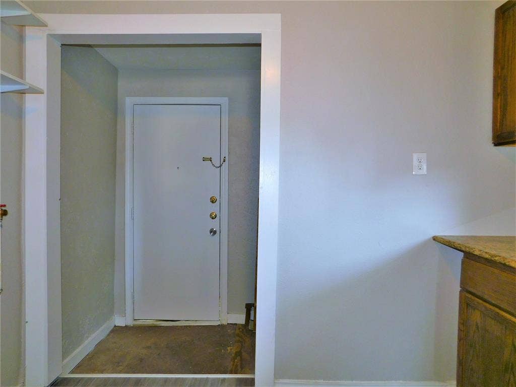 1014 Peak Street, Denton, TX 76201 1014 Peak Street, Denton, TX 76201