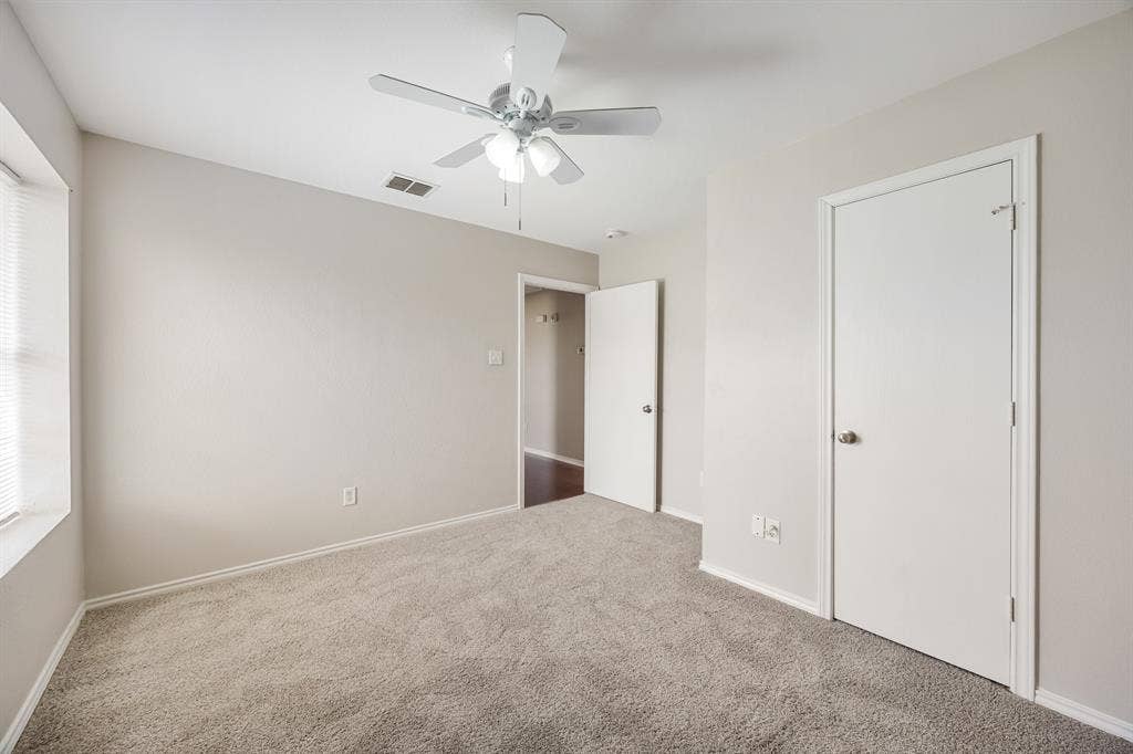 303 Kings Way Drive, #B, Mansfield, TX 76063 303 Kings Way Drive, #B, Mansfield, TX 76063