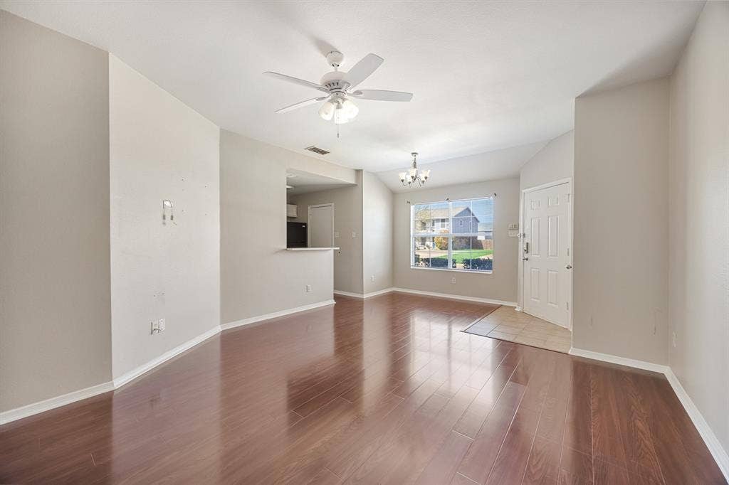 303 Kings Way Drive, #B, Mansfield, TX 76063 303 Kings Way Drive, #B, Mansfield, TX 76063