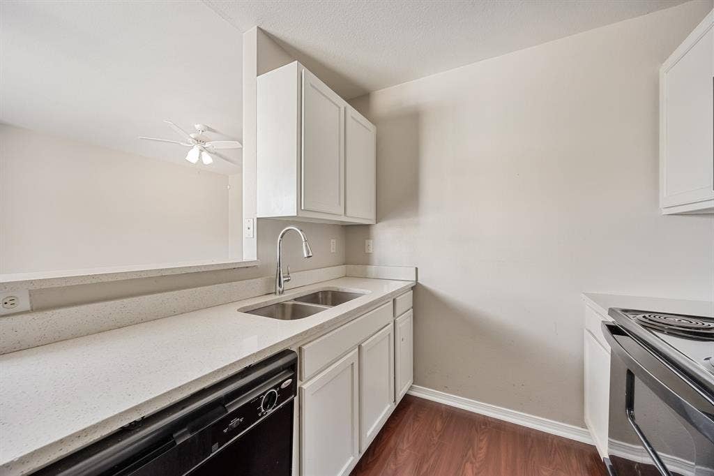 303 Kings Way Drive, #B, Mansfield, TX 76063 303 Kings Way Drive, #B, Mansfield, TX 76063