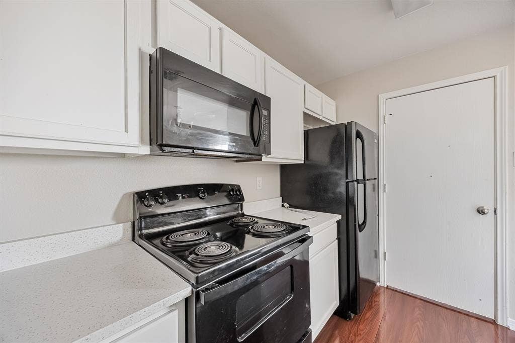 303 Kings Way Drive, #B, Mansfield, TX 76063 303 Kings Way Drive, #B, Mansfield, TX 76063