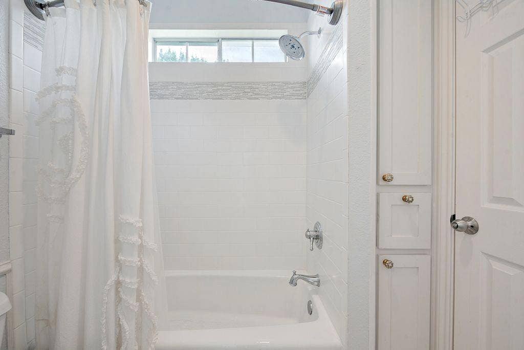5904 Loch Maree Drive, Plano, TX 75093 5904 Loch Maree Drive, Plano, TX 75093