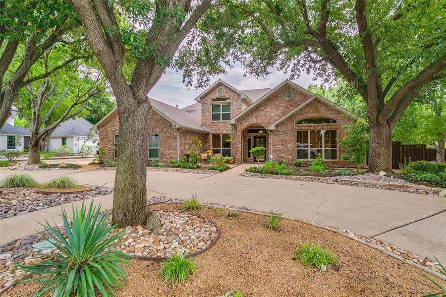 Property photo for 102 Sunday Haus Lane, Highland Village, TX