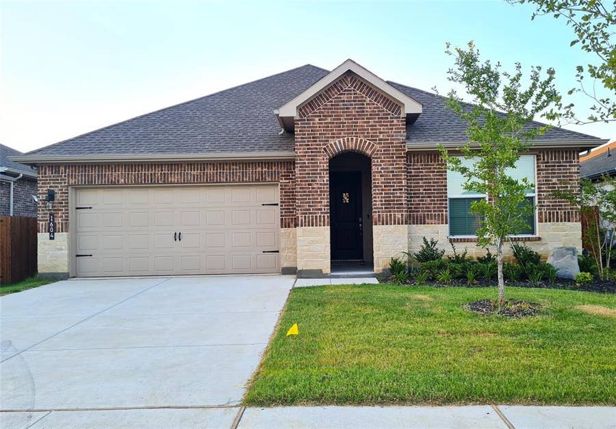 Property photo for 1604 Buzzard Road, Denton, TX