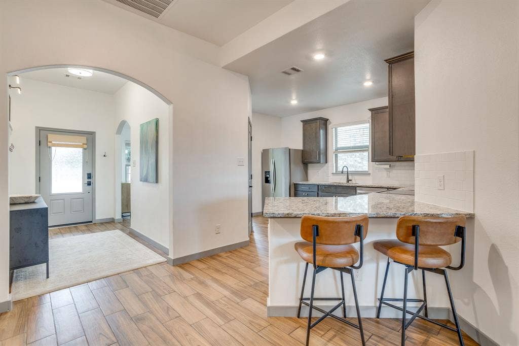 7529 Pleasant Oaks Street, Fort Worth, TX 76120 7529 Pleasant Oaks Street, Fort Worth, TX 76120