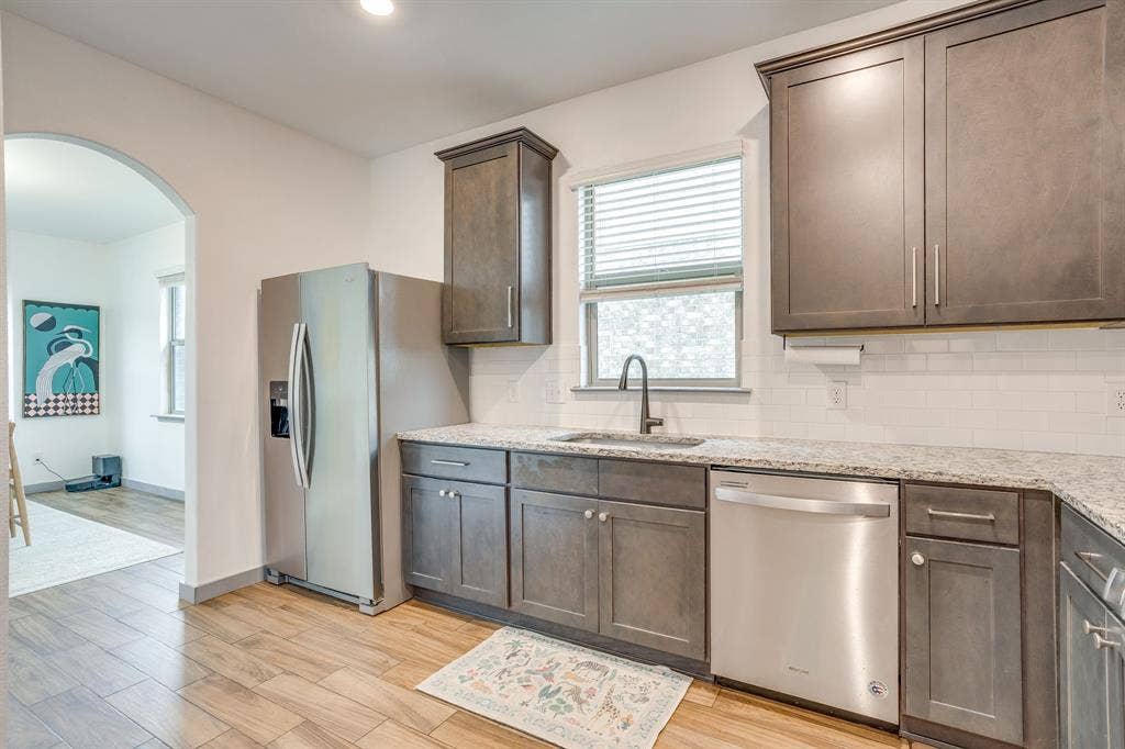 7529 Pleasant Oaks Street, Fort Worth, TX 76120 7529 Pleasant Oaks Street, Fort Worth, TX 76120