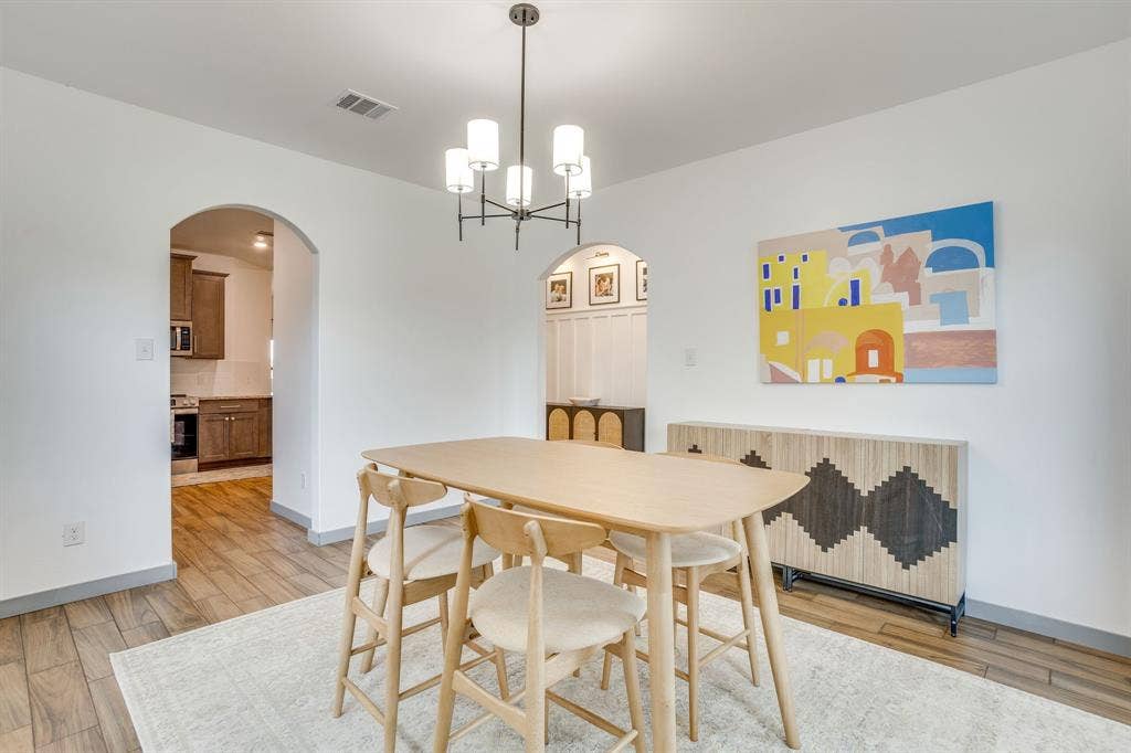 7529 Pleasant Oaks Street, Fort Worth, TX 76120 7529 Pleasant Oaks Street, Fort Worth, TX 76120