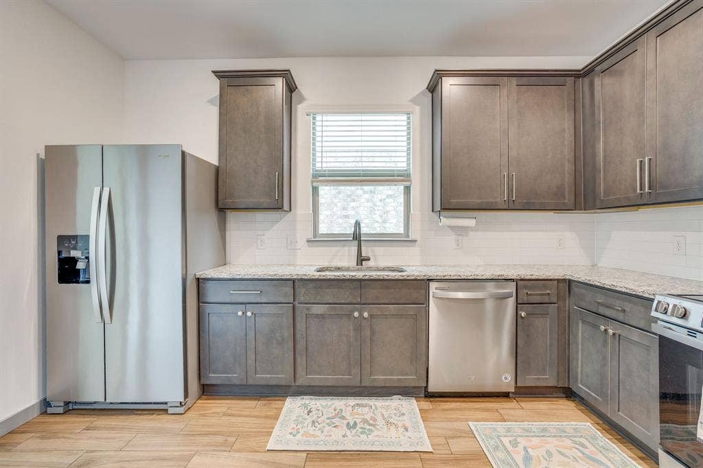 7529 Pleasant Oaks Street, Fort Worth, TX 76120 7529 Pleasant Oaks Street, Fort Worth, TX 76120