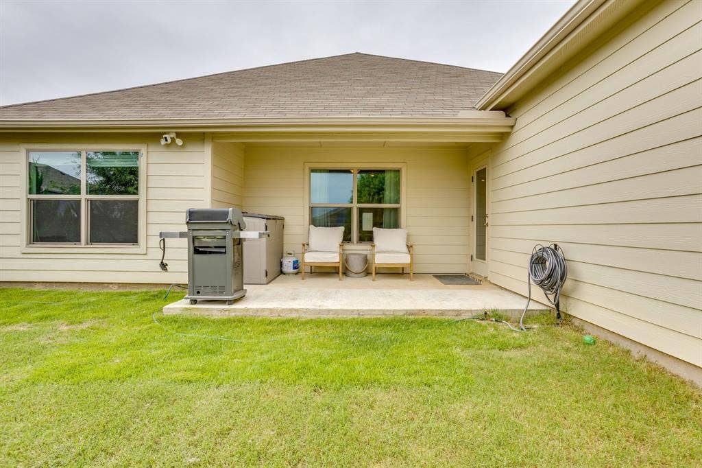 7529 Pleasant Oaks Street, Fort Worth, TX 76120 7529 Pleasant Oaks Street, Fort Worth, TX 76120
