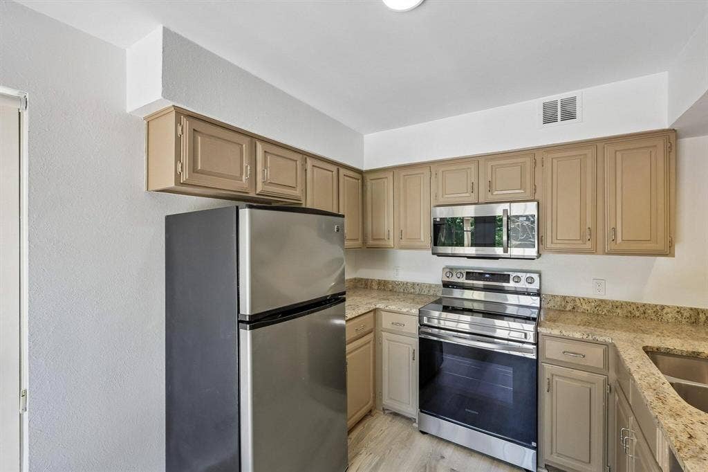 5200 Martel Avenue, #7D, Dallas, TX 75206 5200 Martel Avenue, #7D, Dallas, TX 75206