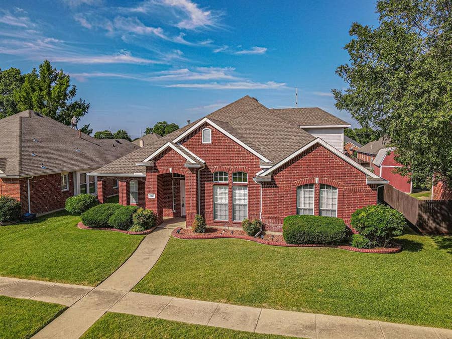 Property photo for 5221 Alec Drive, Garland, TX