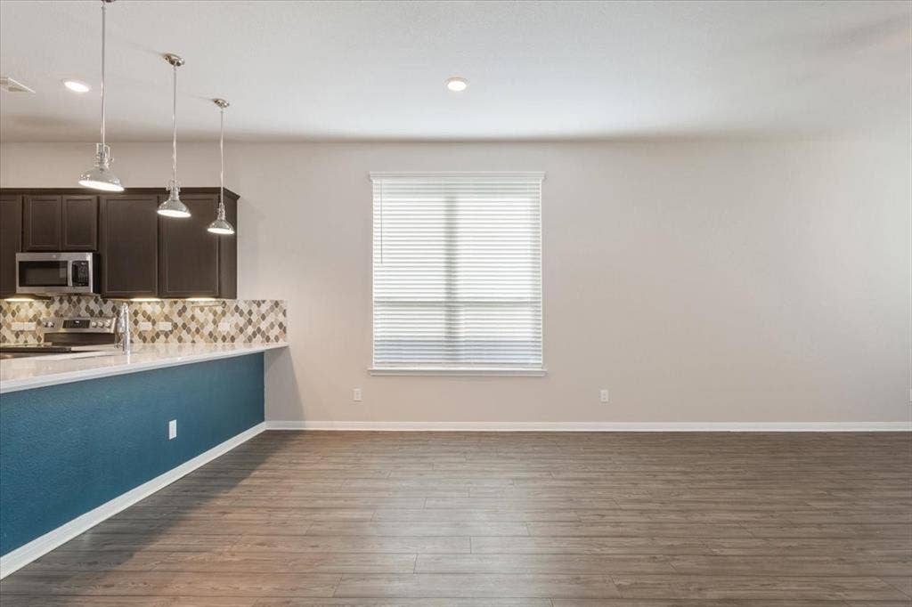 3613 Beutel Road, Waco, TX 76655 3613 Beutel Road, Waco, TX 76655