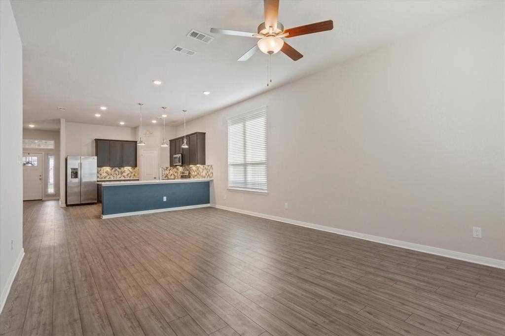 3613 Beutel Road, Waco, TX 76655 3613 Beutel Road, Waco, TX 76655