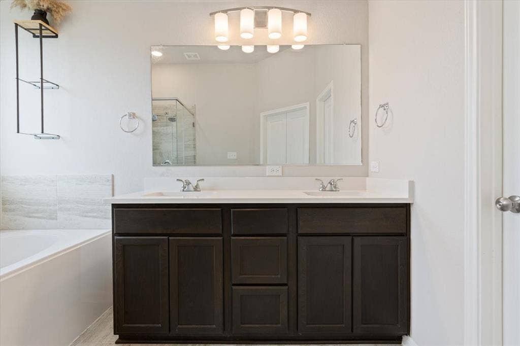 3613 Beutel Road, Waco, TX 76655 3613 Beutel Road, Waco, TX 76655