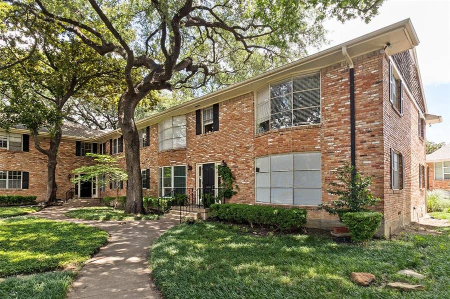 Property photo for 3031 Mahanna Springs Drive, #B, Dallas, TX