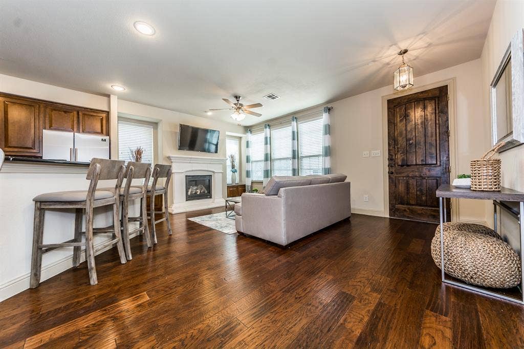 5722 Kate Avenue, Plano, TX 75024 5722 Kate Avenue, Plano, TX 75024