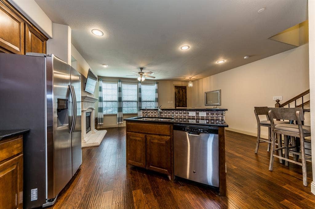 5722 Kate Avenue, Plano, TX 75024 5722 Kate Avenue, Plano, TX 75024