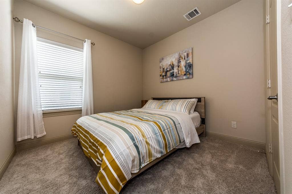 5722 Kate Avenue, Plano, TX 75024 5722 Kate Avenue, Plano, TX 75024