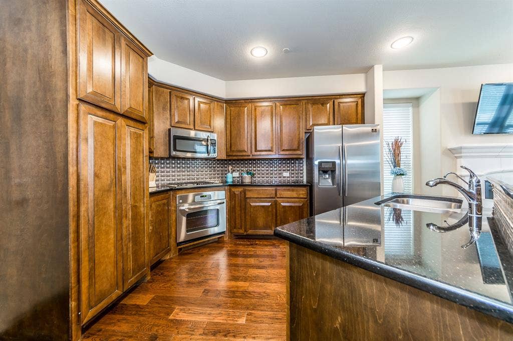 5722 Kate Avenue, Plano, TX 75024 5722 Kate Avenue, Plano, TX 75024