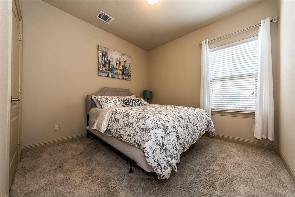 5722 Kate Avenue, Plano, TX 75024 5722 Kate Avenue, Plano, TX 75024