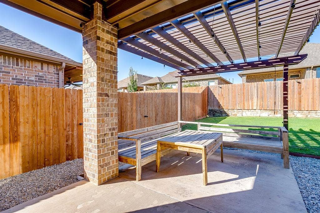 225 Palmerston Drive, Aledo, TX 76008 225 Palmerston Drive, Aledo, TX 76008