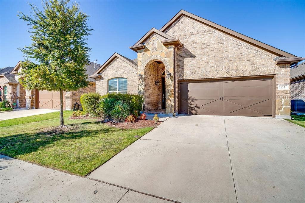 225 Palmerston Drive, Aledo, TX 76008 225 Palmerston Drive, Aledo, TX 76008