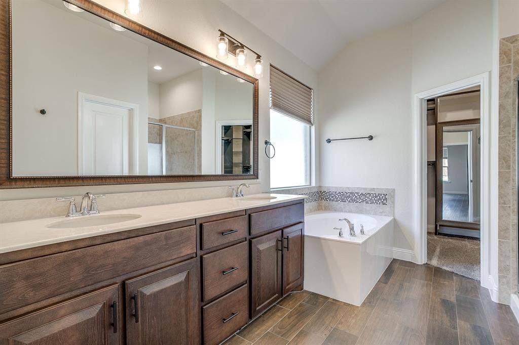 225 Palmerston Drive, Aledo, TX 76008 225 Palmerston Drive, Aledo, TX 76008