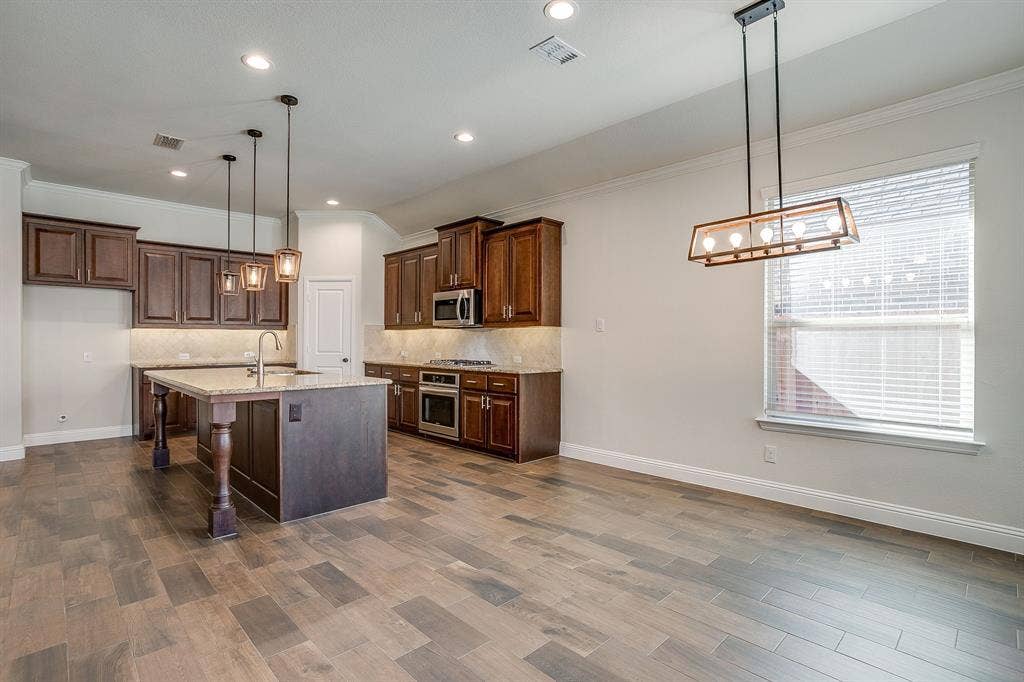 225 Palmerston Drive, Aledo, TX 76008 225 Palmerston Drive, Aledo, TX 76008