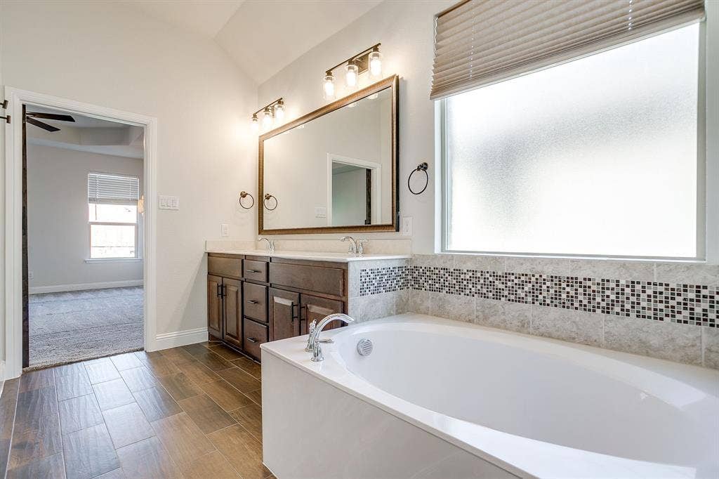 225 Palmerston Drive, Aledo, TX 76008 225 Palmerston Drive, Aledo, TX 76008