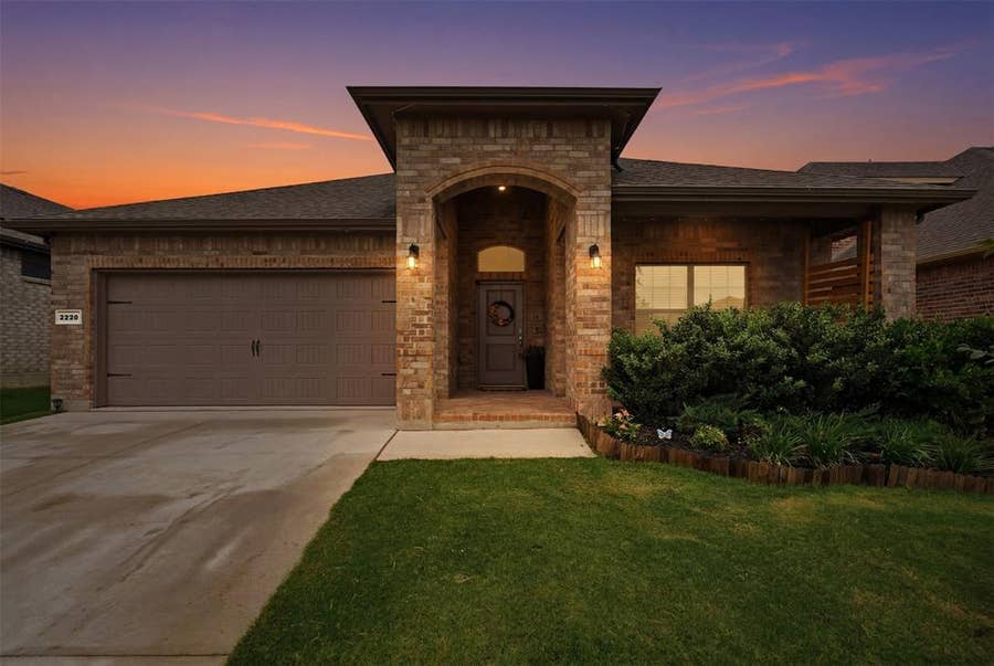 Property photo for 2220 Dyre Drive, Haslet, TX