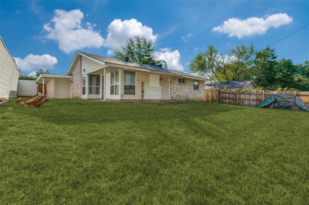 3505 Hanover Lane, Irving, TX 75062 3505 Hanover Lane, Irving, TX 75062
